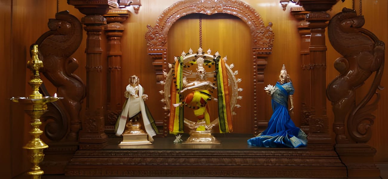 Pooja Unit Design for Hyderabad Homes: Beautiful, Vastu-Compliant and Built to Last